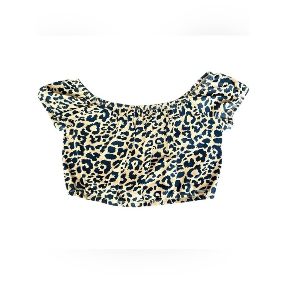 Hollister Leopard Print Crop Top Off Shoulder Short Sleeve Cheetah Pattern Small